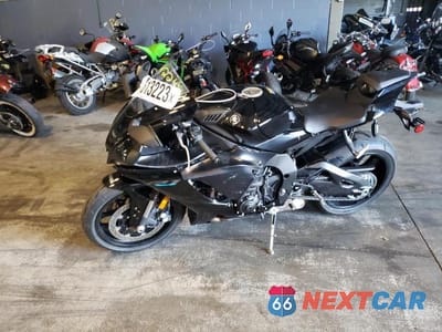 Drugie zdjęcie samochodu z przodu: 2023 YAMAHA YZFR1 VIN:JYARN66E5PA003541 - miniatura