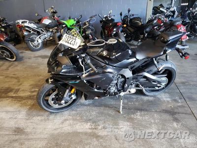 Drugie zdjęcie samochodu z przodu: 2023 YAMAHA YZFR1 VIN:JYARN66E5PA003541 - miniatura