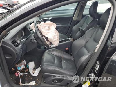 Zdjęcie 7 z 12 samochodu: 2018 VOLVO S60 PLATINUM VIN:LYV402HM5JB159864 - miniatura