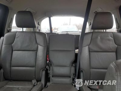 Zdjęcie 10 z 13 samochodu: 2011 HONDA ODYSSEY TOURING VIN:5FNRL5H91BB041837 - miniatura