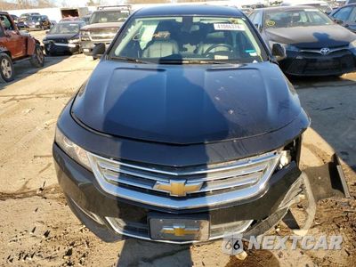 Piąte zdjęcie samochodu w środku: 2018 CHEVROLET IMPALA LT VIN:2G1105SA9J9155105 - miniatura