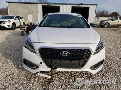 Piąte zdjęcie samochodu w środku: 2017 HYUNDAI SONATA HYBRID VIN:KMHE34L1XHA058269 - miniatura