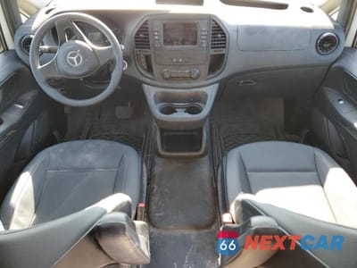 Zdjęcie 8 z 13 samochodu: 2022 MERCEDES-BENZ METRIS VIN:W1YV0BEY8N4132659 - miniatura