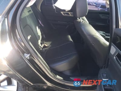 Zdjęcie 10 z 12 samochodu: 2016 JAGUAR XF PREMIUM VIN:SAJBJ4BV2GCY21231 - miniatura
