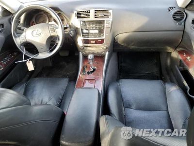 Zdjęcie 8 z 12 samochodu: 2008 LEXUS IS 250 VIN:JTHBK262582069319 - miniatura