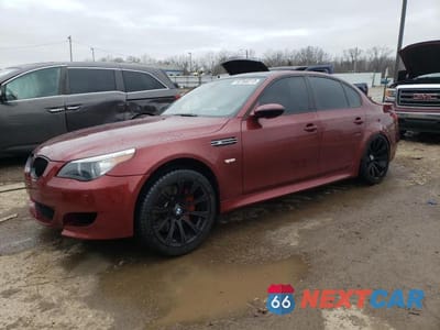 2007 BMW M5 WBSNB93537CX07820 - główne zdjęcie licytacji z USA - miniatura