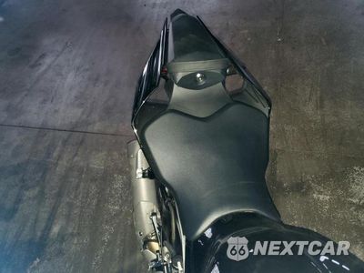 Zdjęcie 6 z 10 samochodu: 2023 YAMAHA YZFR1 VIN:JYARN66E5PA003541 - miniatura