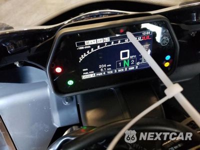 Zdjęcie 8 z 10 samochodu: 2023 YAMAHA YZFR1 VIN:JYARN66E5PA003541 - miniatura