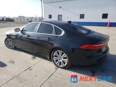 Drugie zdjęcie samochodu z przodu: 2016 JAGUAR XF PREMIUM VIN:SAJBJ4BV2GCY21231 - miniatura