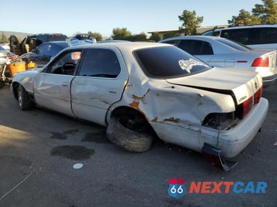Drugie zdjęcie samochodu z przodu: 1992 LEXUS LS 400 VIN:JT8UF11E2N0143781 - miniatura