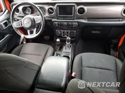 Zdjęcie 8 z 12 samochodu: 2018 JEEP WRANGLER UNLIMITED SAHARA VIN:1C4HJXEG7JW246976 - miniatura