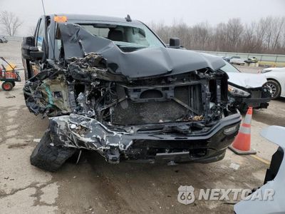 Piąte zdjęcie samochodu w środku: 2016 GMC SIERRA K1500 VIN:1GTV2LEC1GZ368522 - miniatura