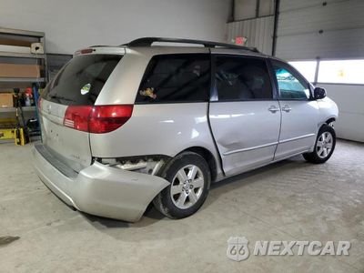 Trzecie zdjęcie samochodu z tyłu: 2005 TOYOTA SIENNA CE VIN:5TDZA23C55S354655 - miniatura
