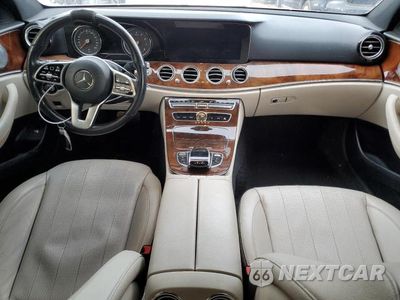 Zdjęcie 8 z 12 samochodu: 2019 MERCEDES-BENZ E 300 4MATIC VIN:WDDZF4KB7KA510893 - miniatura