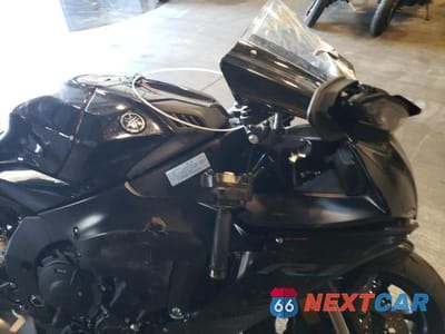 Zdjęcie 9 z 10 samochodu: 2023 YAMAHA YZFR1 VIN:JYARN66E5PA003541 - miniatura