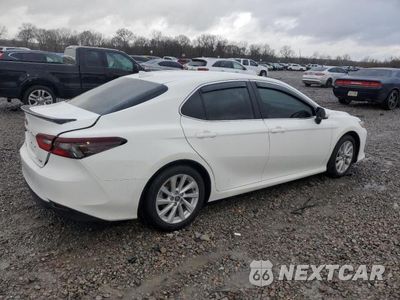 Trzecie zdjęcie samochodu z tyłu: 2023 TOYOTA CAMRY LE VIN:4T1C11AK8PU113709 - miniatura