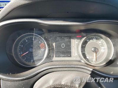Zdjęcie 9 z 12 samochodu: 2019 JEEP CHEROKEE LATITUDE PLUS VIN:1C4PJLLB9KD122782 - miniatura