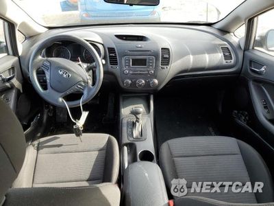 Zdjęcie 8 z 12 samochodu: 2014 KIA FORTE LX VIN:KNAFX4A67E5219254 - miniatura