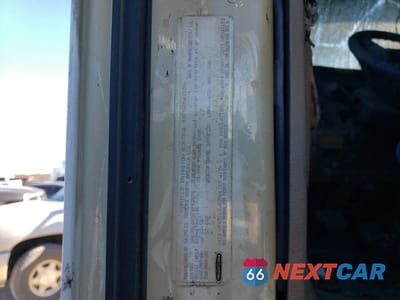 Zdjęcie 9 z 10 samochodu: 2014 FREIGHTLINER CASCADIA 125 VIN:3AKJGLD55ESFK3575 - miniatura