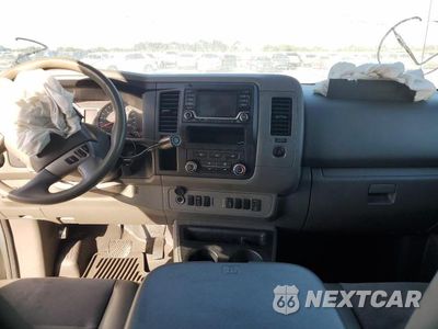 Zdjęcie 8 z 12 samochodu: 2018 NISSAN NV 2500 S VIN:1N6BF0LY8JN802984 - miniatura