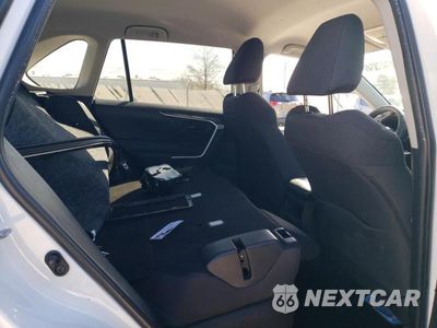 Zdjęcie 11 z 13 samochodu: 2019 TOYOTA RAV4 LE VIN:2T3K1RFV1KW039062 - miniatura