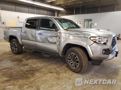 Czwarte zdjęcie samochodu z boku: 2020 TOYOTA TACOMA DOUBLE CAB VIN:3TMCZ5AN3LM300076 - miniatura