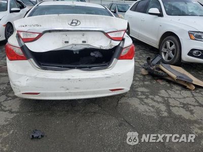 Zdjęcie 6 z 13 samochodu: 2013 HYUNDAI SONATA GLS VIN:5NPEB4AC4DH586498 - miniatura