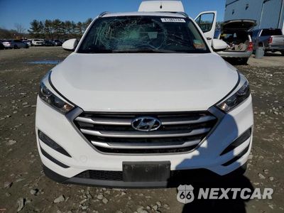 Piąte zdjęcie samochodu w środku: 2017 HYUNDAI TUCSON LIMITED VIN:KM8J33A47HU585738 - miniatura