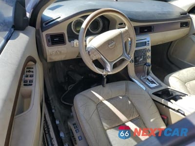 Zdjęcie 8 z 12 samochodu: 2011 VOLVO S80 3.2 VIN:YV1952AS8B1144178 - miniatura