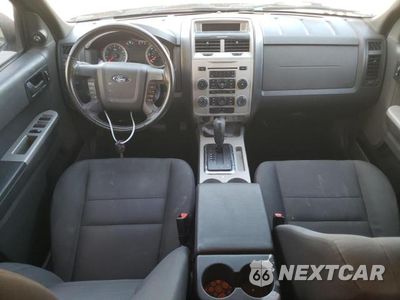 Zdjęcie 8 z 13 samochodu: 2011 FORD ESCAPE XLT VIN:1FMCU0DG7BKB46634 - miniatura