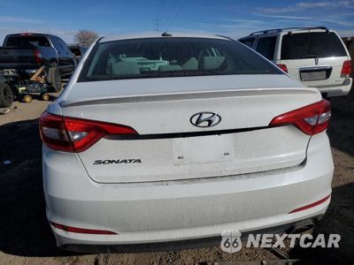 Zdjęcie 6 z 12 samochodu: 2015 HYUNDAI SONATA SE VIN:5NPE24AF4FH006129 - miniatura