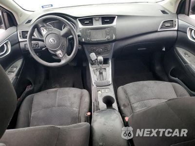 Zdjęcie 8 z 12 samochodu: 2018 NISSAN SENTRA S VIN:3N1AB7AP4JY264285 - miniatura