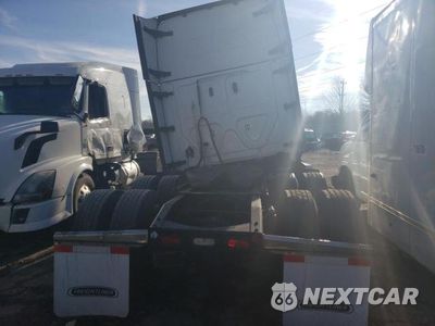 Zdjęcie 9 z 10 samochodu: 2022 FREIGHTLINER CASCADIA 126 VIN:3AKJHHDRXNSNA1416 - miniatura