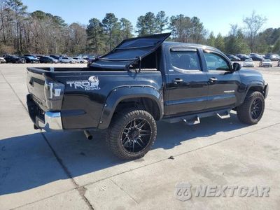Trzecie zdjęcie samochodu z tyłu: 2017 TOYOTA TACOMA DOUBLE CAB VIN:5TFAZ5CN8HX038254 - miniatura