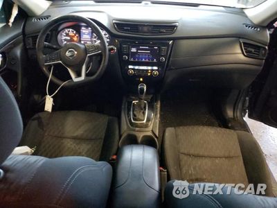 Zdjęcie 8 z 13 samochodu: 2018 NISSAN ROGUE S VIN:5N1AT2MV1JC776517 - miniatura