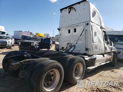 Czwarte zdjęcie samochodu z boku: 2012 FREIGHTLINER CASCADIA 125 VIN:1FUJGLDR0CSBT4036 - miniatura
