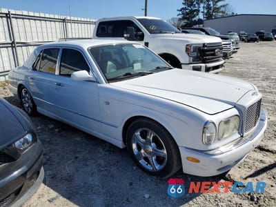 Czwarte zdjęcie samochodu z boku: 2004 BENTLEY ARNAGE VIN:SCBLC37F94CX09792 - miniatura