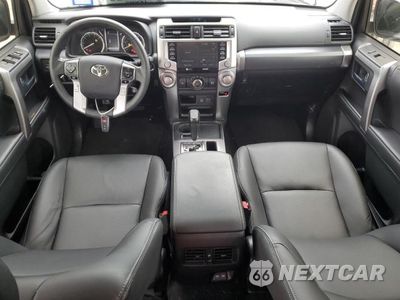 Zdjęcie 8 z 14 samochodu: 2023 TOYOTA 4RUNNER TRD SPORT VIN:JTEAU5JR5P5280557 - miniatura