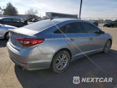 Trzecie zdjęcie samochodu z tyłu: 2015 HYUNDAI SONATA SE VIN:5NPE24AF6FH108595 - miniatura