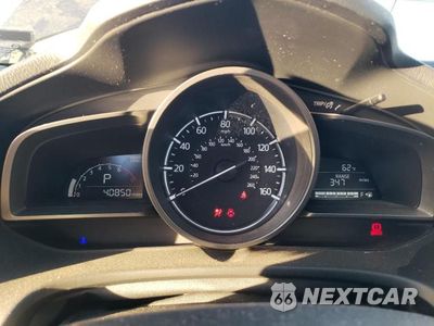 Zdjęcie 9 z 12 samochodu: 2018 MAZDA 3 TOURING VIN:3MZBN1V34JM244829 - miniatura