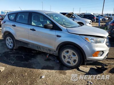Czwarte zdjęcie samochodu z boku: 2017 FORD ESCAPE S VIN:1FMCU0F75HUE23145 - miniatura