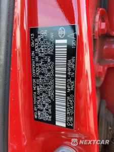 Zdjęcie 12 z 12 samochodu: 2013 TOYOTA PRIUS C VIN:JTDKDTB35D1546962 - miniatura