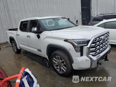 Czwarte zdjęcie samochodu z boku: 2022 TOYOTA TUNDRA CREWMAX PLATINUM VIN:5TFMA5DB6NX023790 - miniatura