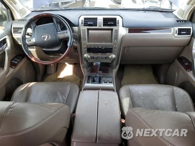 Zdjęcie 8 z 13 samochodu: 2018 LEXUS GX 460 VIN:JTJBM7FX3J5186404 - miniatura