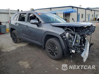 Czwarte zdjęcie samochodu z boku: 2023 TOYOTA RAV4 XLE PREMIUM VIN:2T3A1RFV6PC373866 - miniatura
