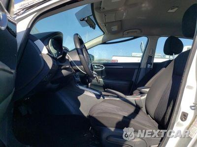 Zdjęcie 7 z 12 samochodu: 2019 NISSAN SENTRA S VIN:3N1AB7AP6KY431876 - miniatura