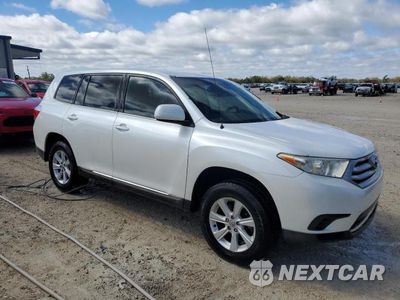 Czwarte zdjęcie samochodu z boku: 2012 TOYOTA HIGHLANDER BASE VIN:5TDZA3EH2CS023785 - miniatura