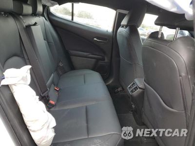 Zdjęcie 10 z 12 samochodu: 2021 LEXUS UX 200 VIN:JTHP3JBH4M2045448 - miniatura