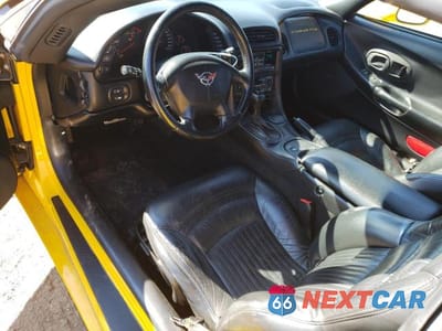 Zdjęcie 8 z 12 samochodu: 2001 CHEVROLET CORVETTE VIN:1G1YY32G515114306 - miniatura