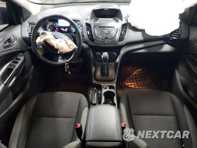 Zdjęcie 8 z 12 samochodu: 2016 FORD ESCAPE S VIN:1FMCU0F77GUC06968 - miniatura